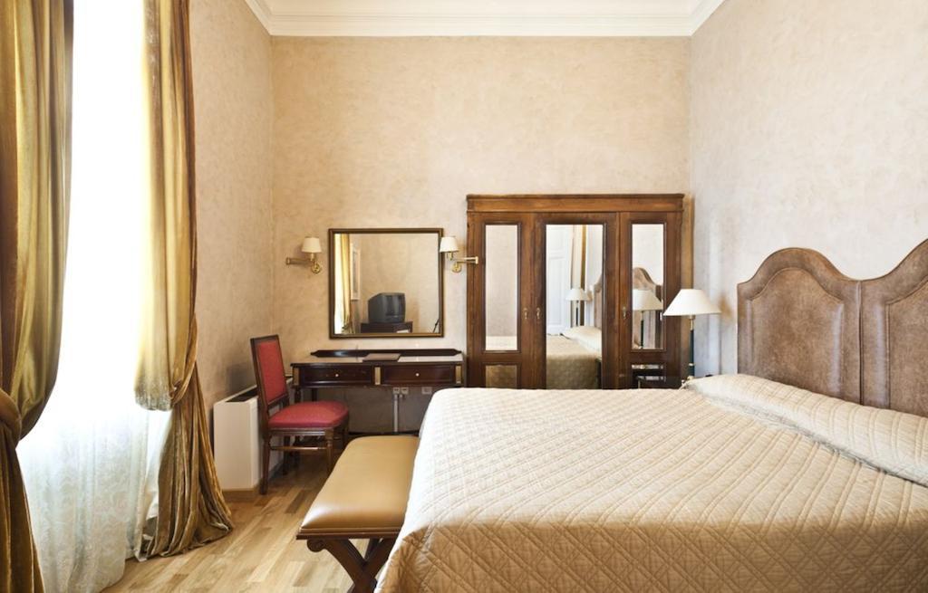 Pentelikon Hotel كيفيسيا الغرفة الصورة