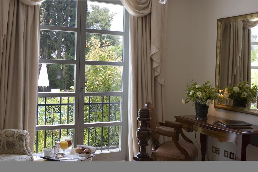 Pentelikon Hotel كيفيسيا الغرفة الصورة